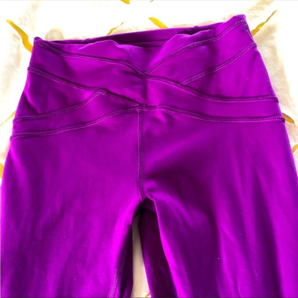 LULULEMON Free Flow Tight Full-On Luon RARE - Picture 9 of 12